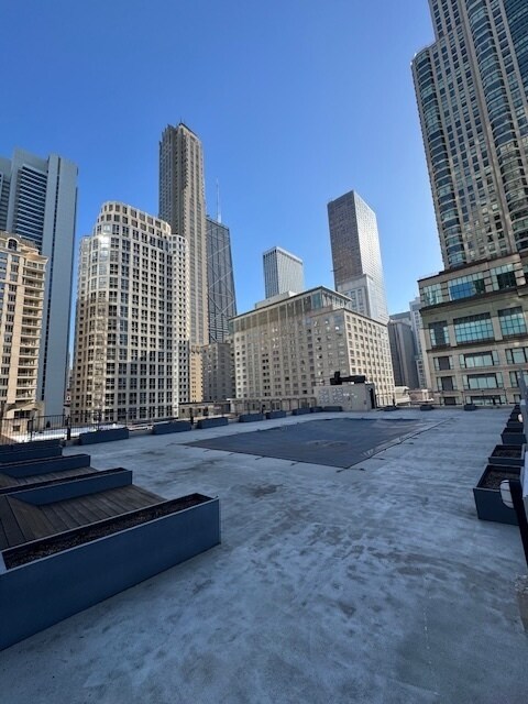 Building Photo - 30 E Huron St