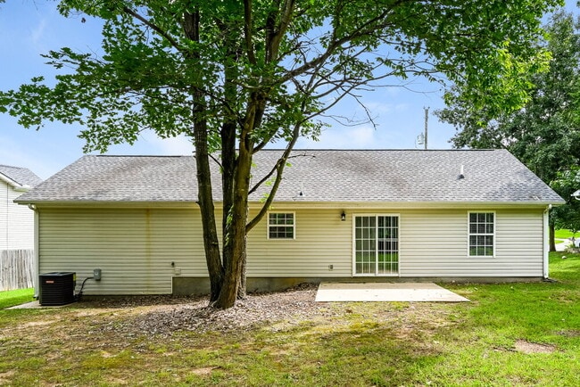 Building Photo - 2014 Penmar Dr