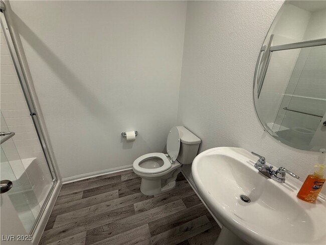 Building Photo - 5943 Swift Lariat St