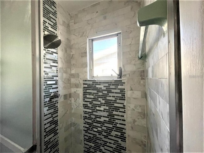 Building Photo - 12644 81st Terrace