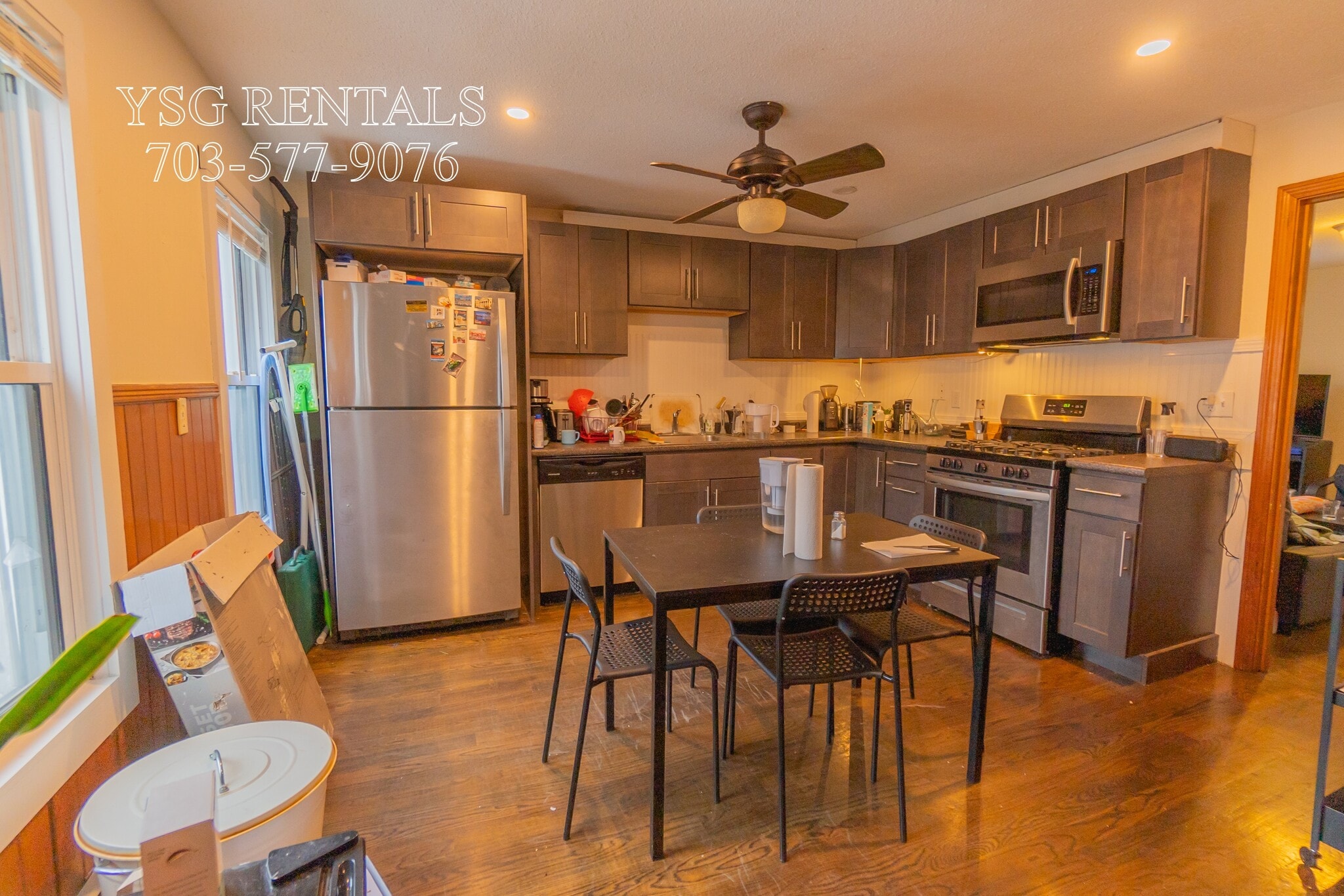 Building Photo - 260 Columbia St