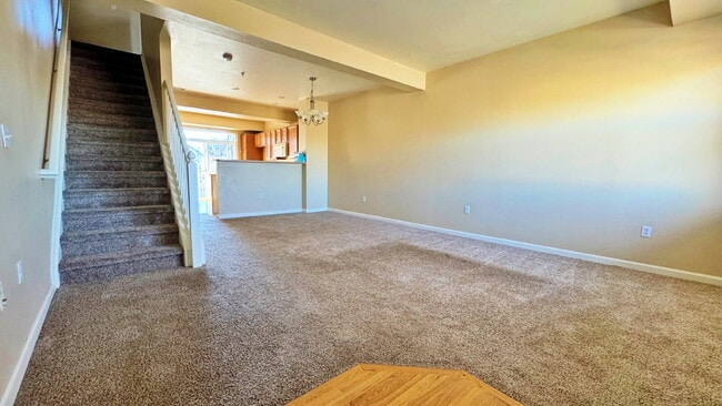 Building Photo - Spacious 2 Bed 2 Bath Townhome across from Aurora Mall and I-225, Close to Buckley SFB!