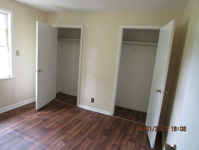Building Photo - Paxville Area