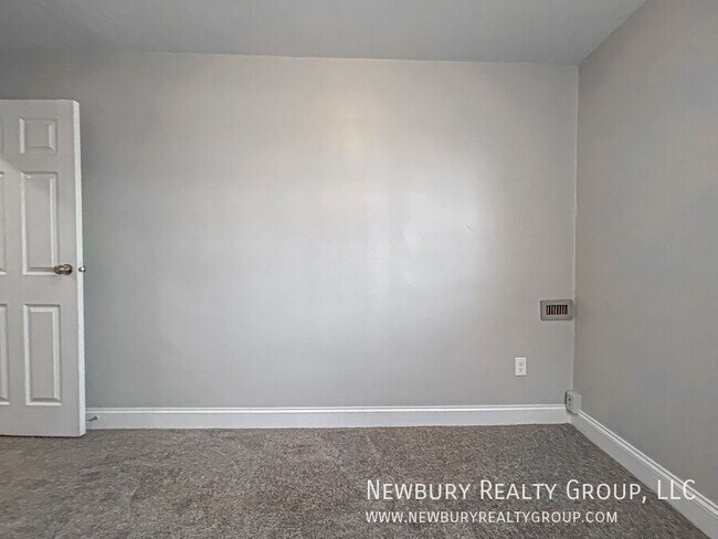 Building Photo - 313 San Juan Dr