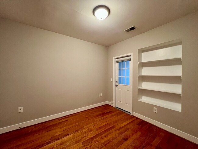 Building Photo - 1353 Adams St NE
