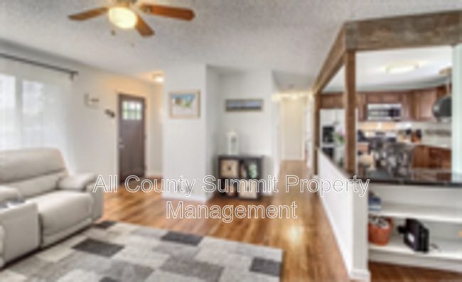 Building Photo - 425 S Harlan St