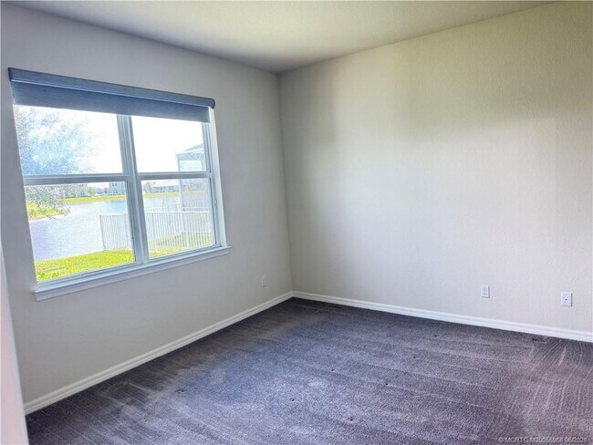 Building Photo - 10214 SW Captiva Dr