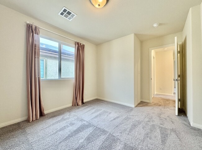 Building Photo - 9227 S Park St