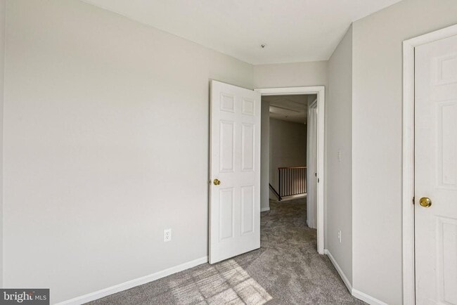 Building Photo - 1440 Nutwood Ct