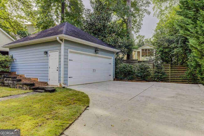 Building Photo - 208 Clarion Ave