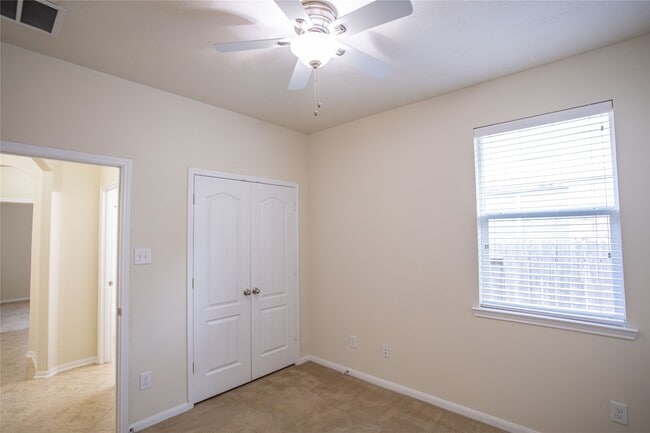 Building Photo - 24535 Carlton Springs Ln