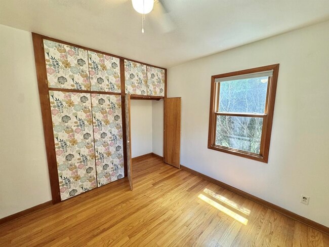 Building Photo - 222 S Midvale Blvd