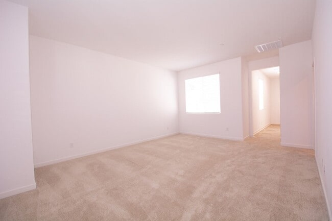 Building Photo - 7039 Mallow Dr