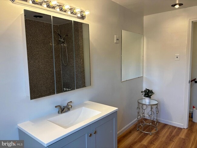 Building Photo - 2614 Armada St