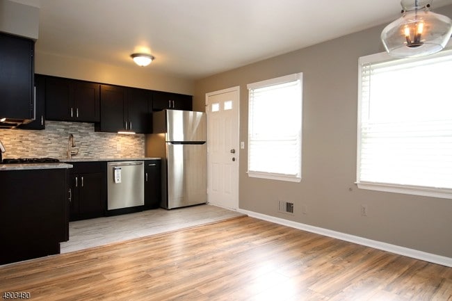 Building Photo - 32 Hancock Ct