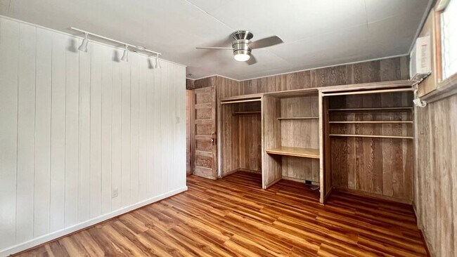 Building Photo - 156-B N Kalaheo Ave