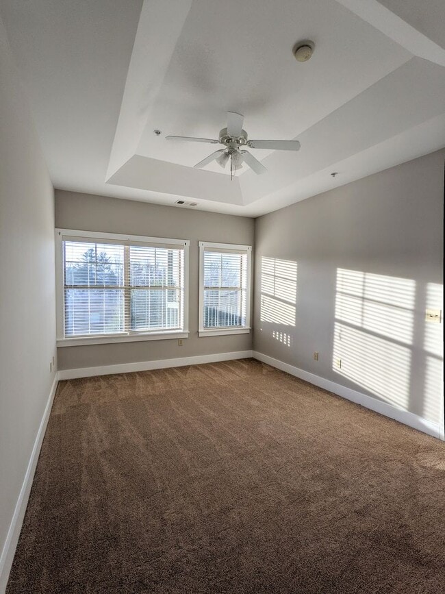 Building Photo - Beautiful Asheville Condo-Located in The Beaucatcher House!