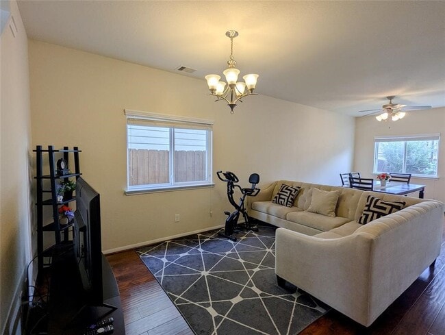 Building Photo - 7206 Sunburst Meadow Dr