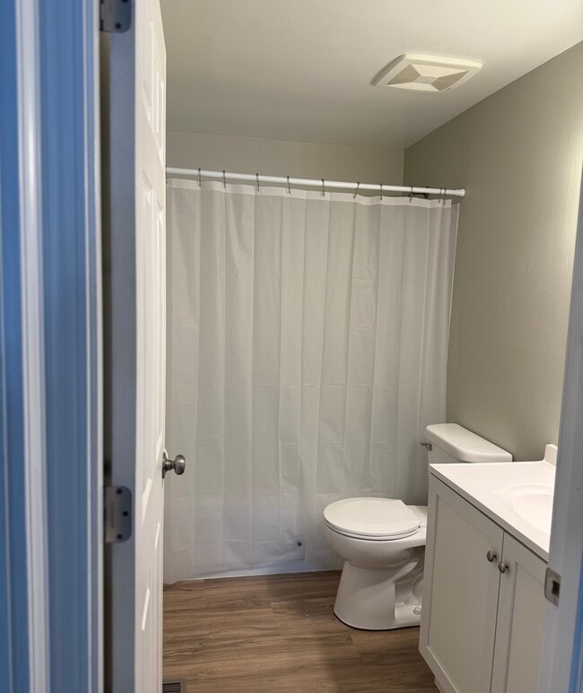 Building Photo - 1128 Quanset Ct