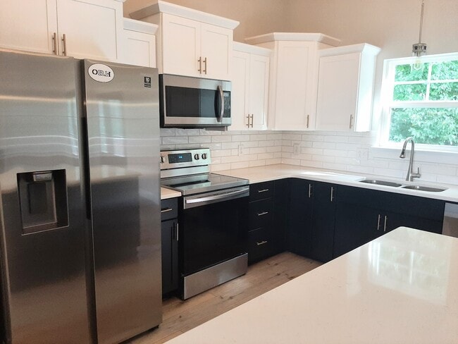 Building Photo - 1171 Melvin Dr