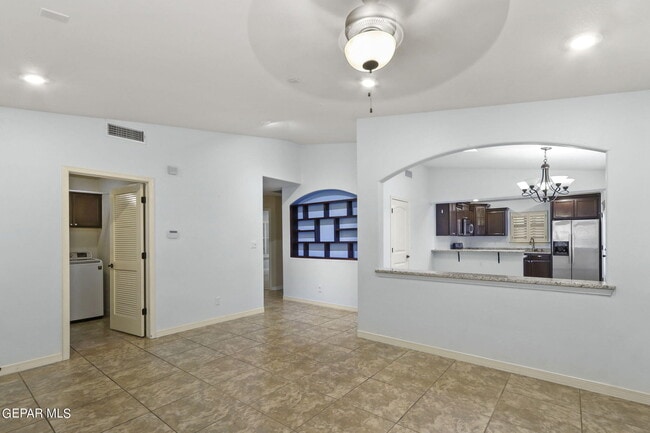 Building Photo - 14222 Poets Rock Ln