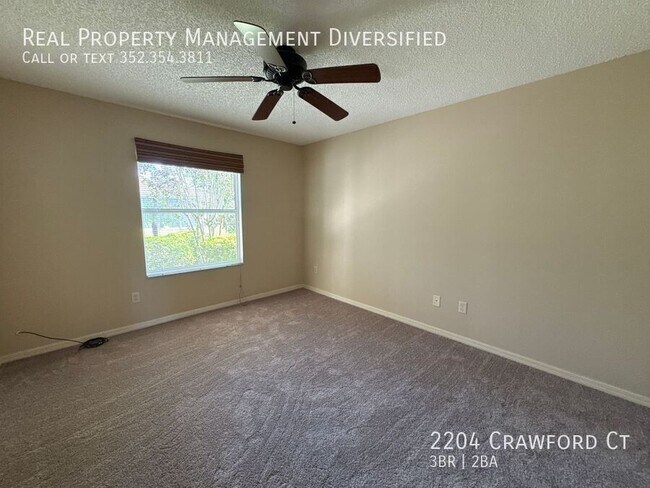 Building Photo - 2204 Crawford Ct