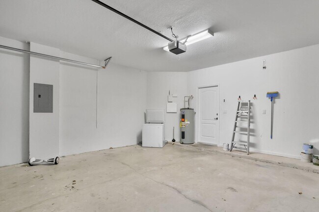 Building Photo - 4719 N Prive Cir