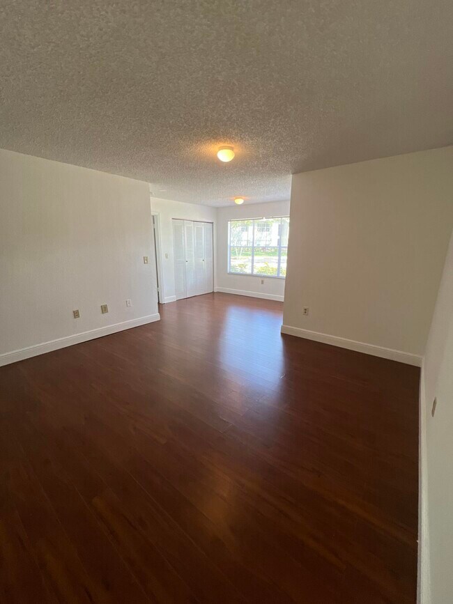 Building Photo - 1401 Village Blvd
