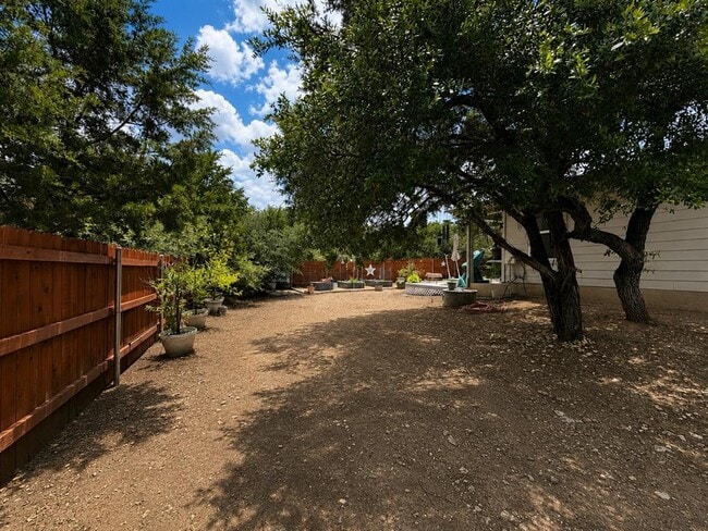 Building Photo - 21101 Winslow Cove
