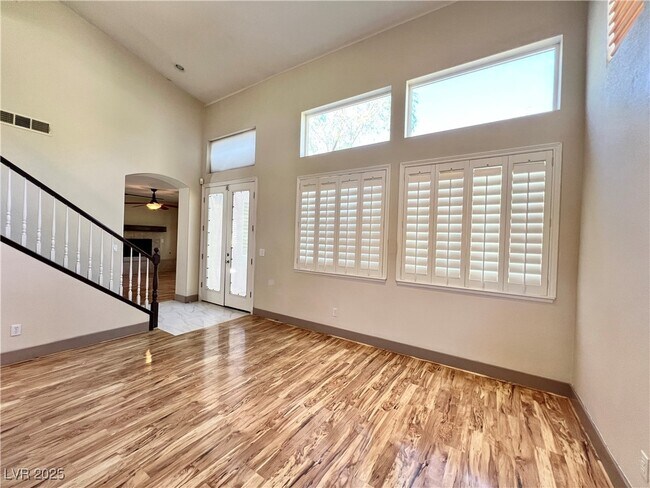 Building Photo - 1605 Ravanusa Dr