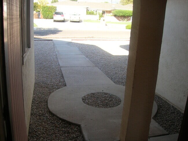 Primary Photo - 9400 Admiral Nimitz Ave NE