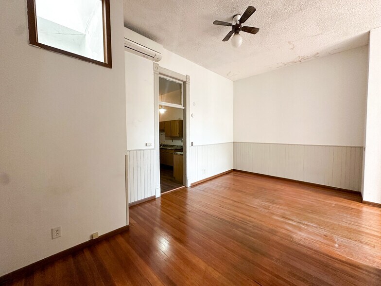 Building Photo - 415 Jay St