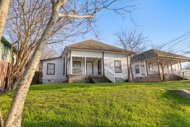Building Photo - 1720 Webster Ave