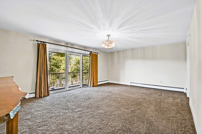 Building Photo - 31340 Brookline Rd