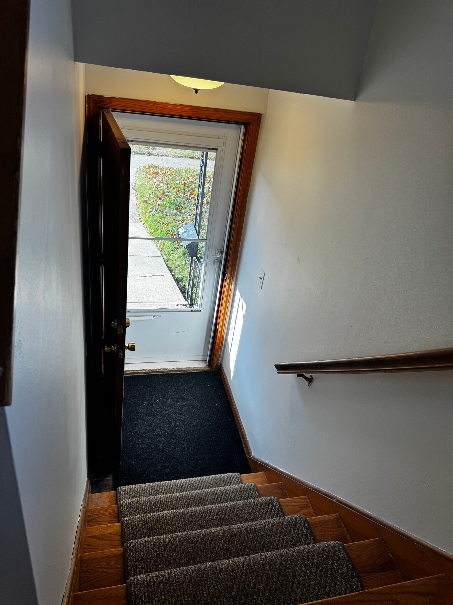 Building Photo - 430 Wiklund Ave