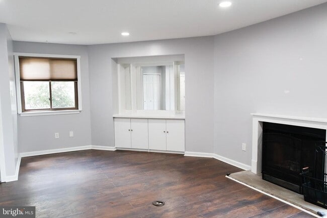 Building Photo - 3807 Babe Ct