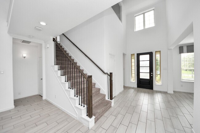 Building Photo - 3007 Velda May Dr