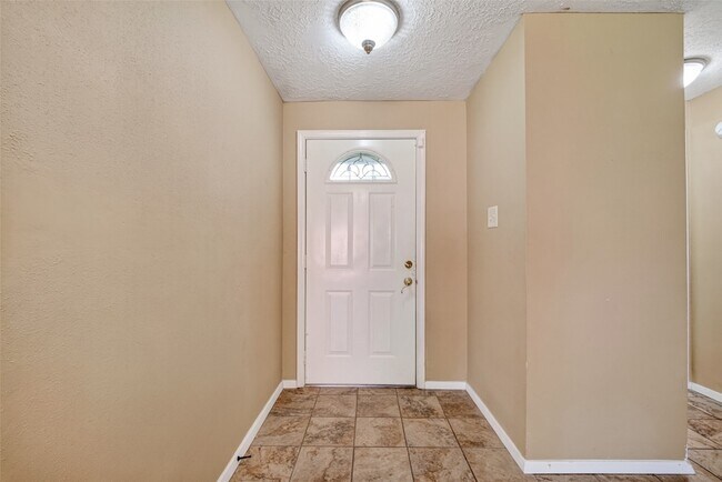 Building Photo - 1379 Wrotham Ln