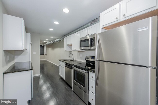 Building Photo - 1036 Patapsco St