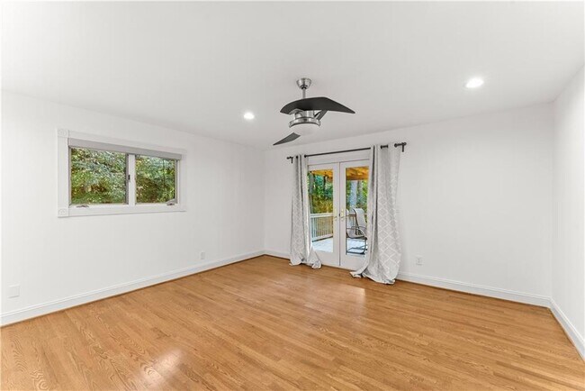 Building Photo - 1495 Spalding Dr