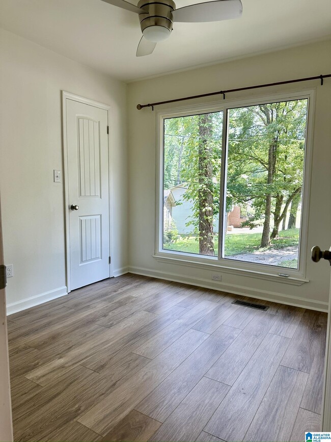 Building Photo - 2413 Pentland Dr