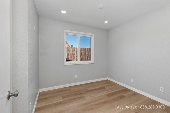 Building Photo - 7596 Tupelo Cove