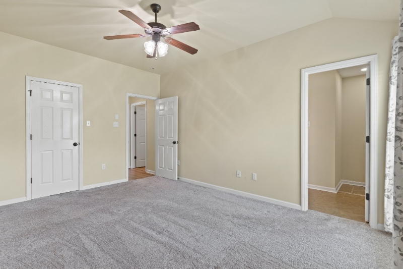 Building Photo - 42211 Broad Walk Ave