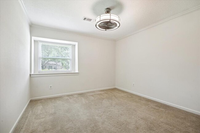 Building Photo - 10623 Hillcroft St