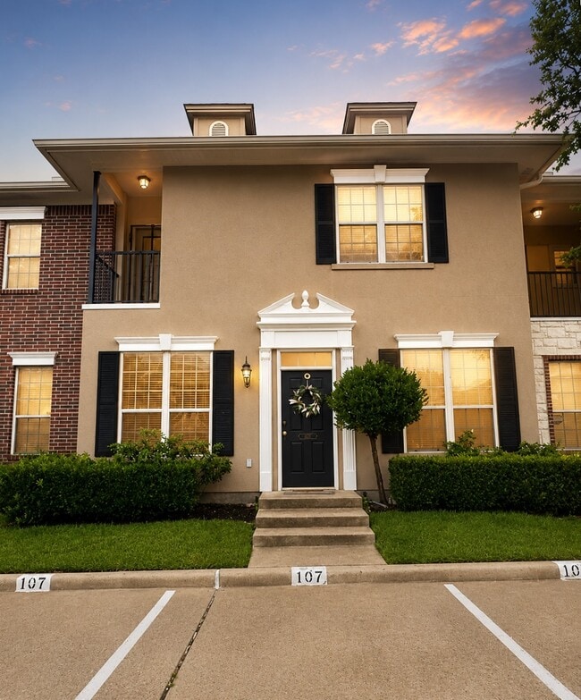 Building Photo - 107 Forest Dr Loop