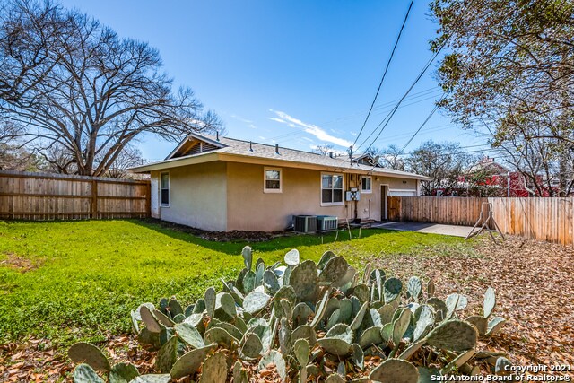 Building Photo - 103 Oakhurst Pl