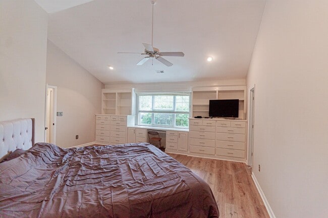 Building Photo - 1813 Windmere Way
