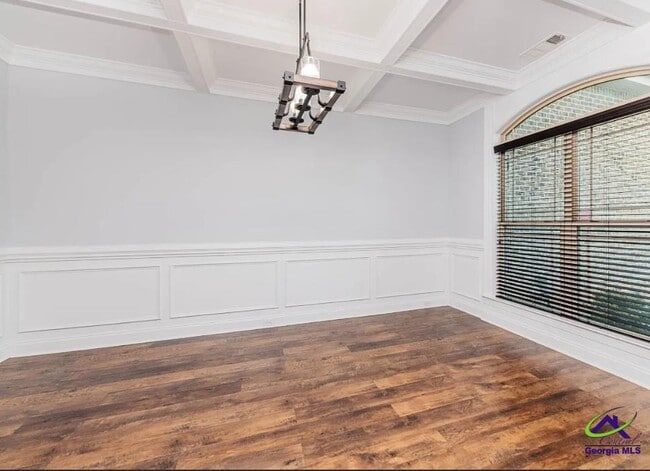 Building Photo - 111 S Carmenville Dr