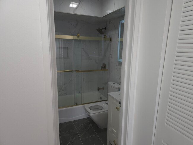 Building Photo - 6715 Polk St