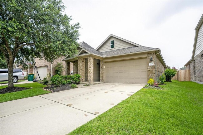 Building Photo - 11403 E Lake Gables Dr